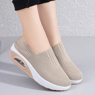 WIENJEE Ladies Walking & Breathable Sneakers